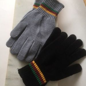 Urban Outfitters Gloves Set